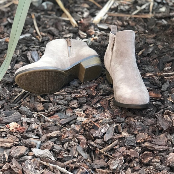 Double zipper beige booties - Picture 4 of 5